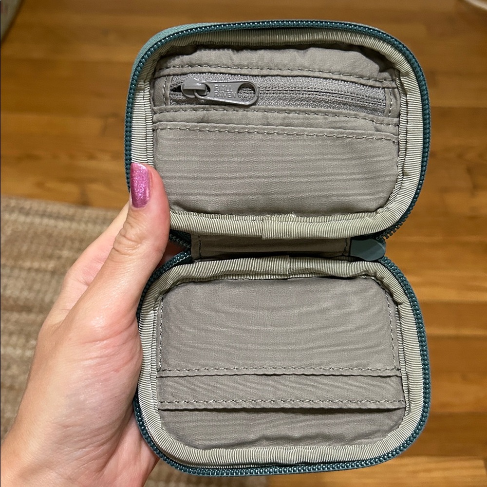 Fjallraven kanken wallet - Picture 2 of 2